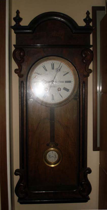 Старинные часы: справочник для покупателей и коллекционеров антиквариата